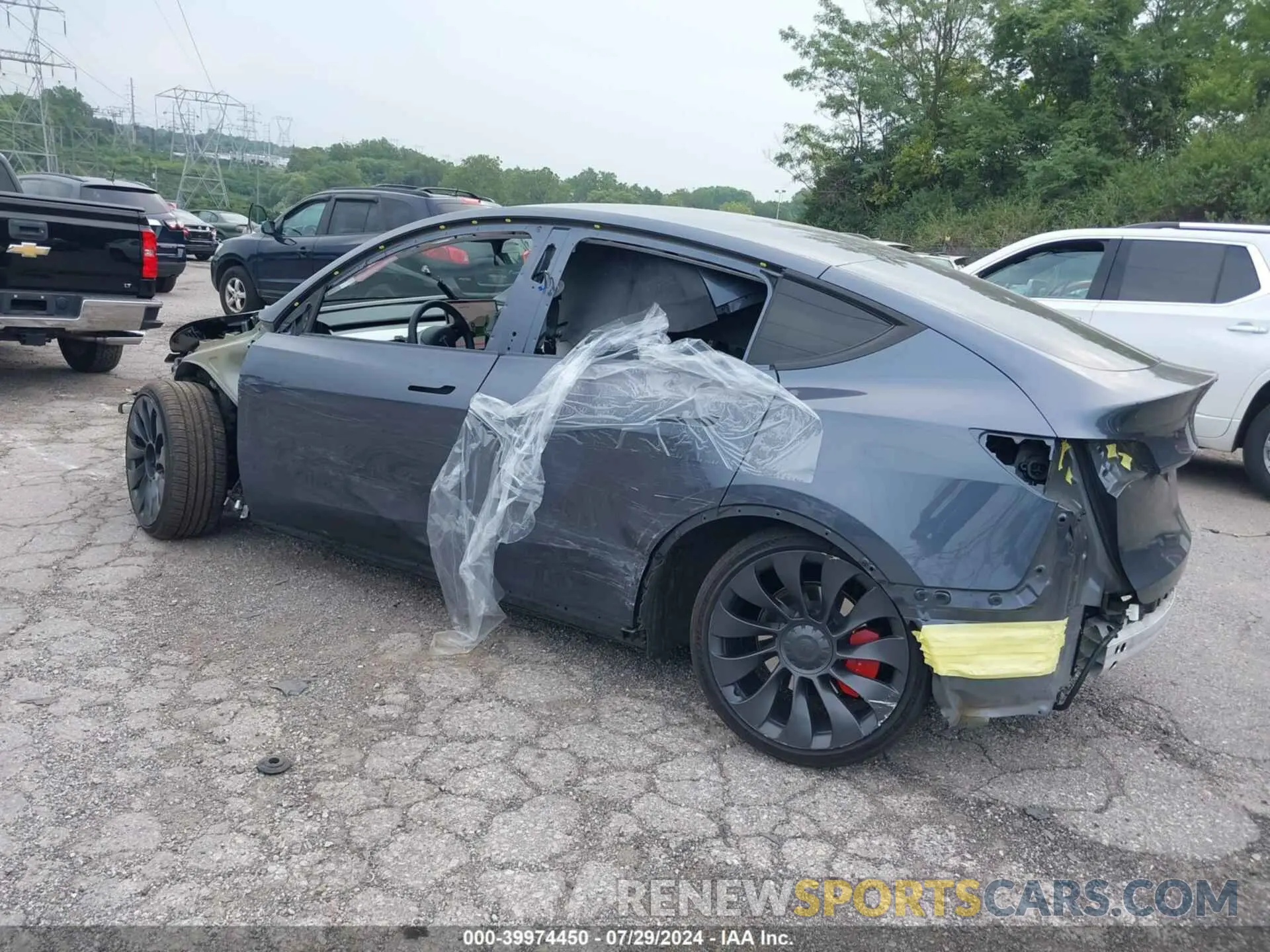 3 Photograph of a damaged car 7SAYGDEF1PF712874 TESLA MODEL Y 2023