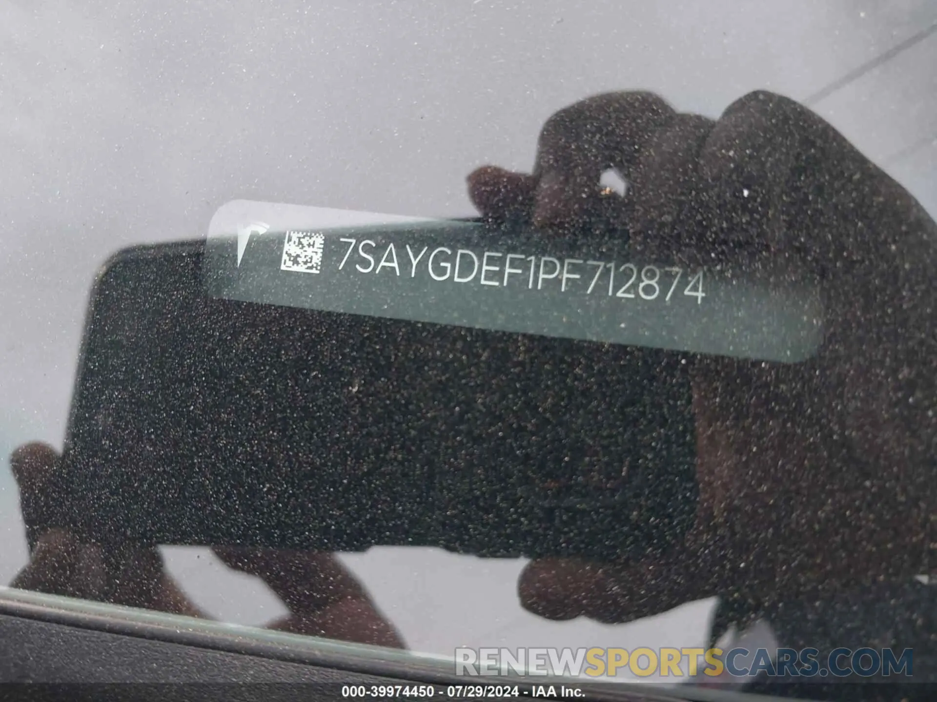 9 Photograph of a damaged car 7SAYGDEF1PF712874 TESLA MODEL Y 2023