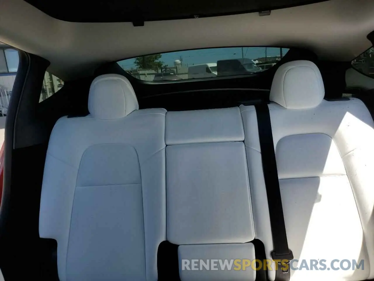 10 Photograph of a damaged car 7SAYGDEF1PF743512 TESLA MODEL Y 2023