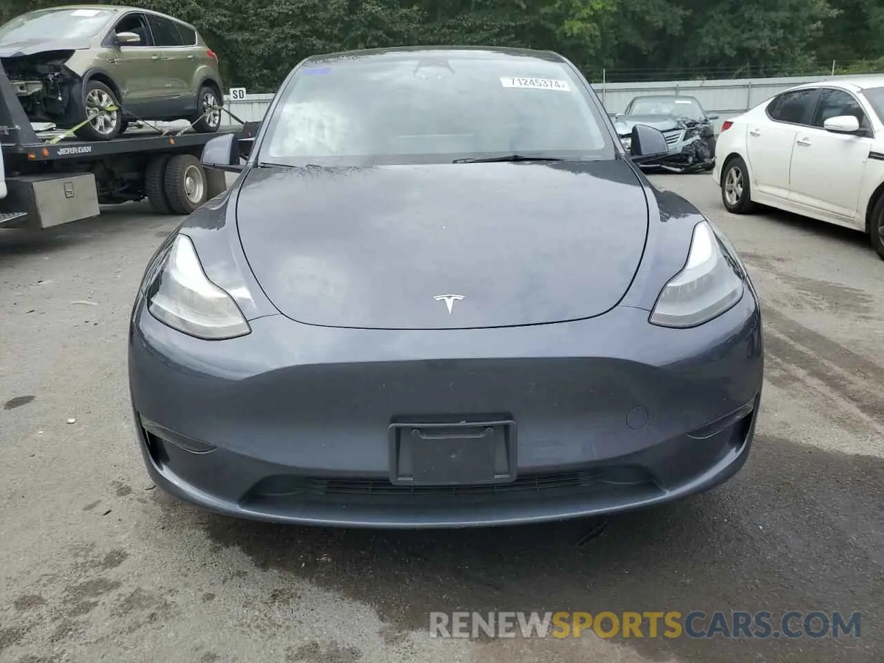 5 Photograph of a damaged car 7SAYGDEF1PF767969 TESLA MODEL Y 2023