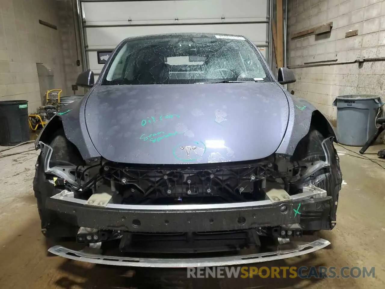 5 Photograph of a damaged car 7SAYGDEF1PF802283 TESLA MODEL Y 2023