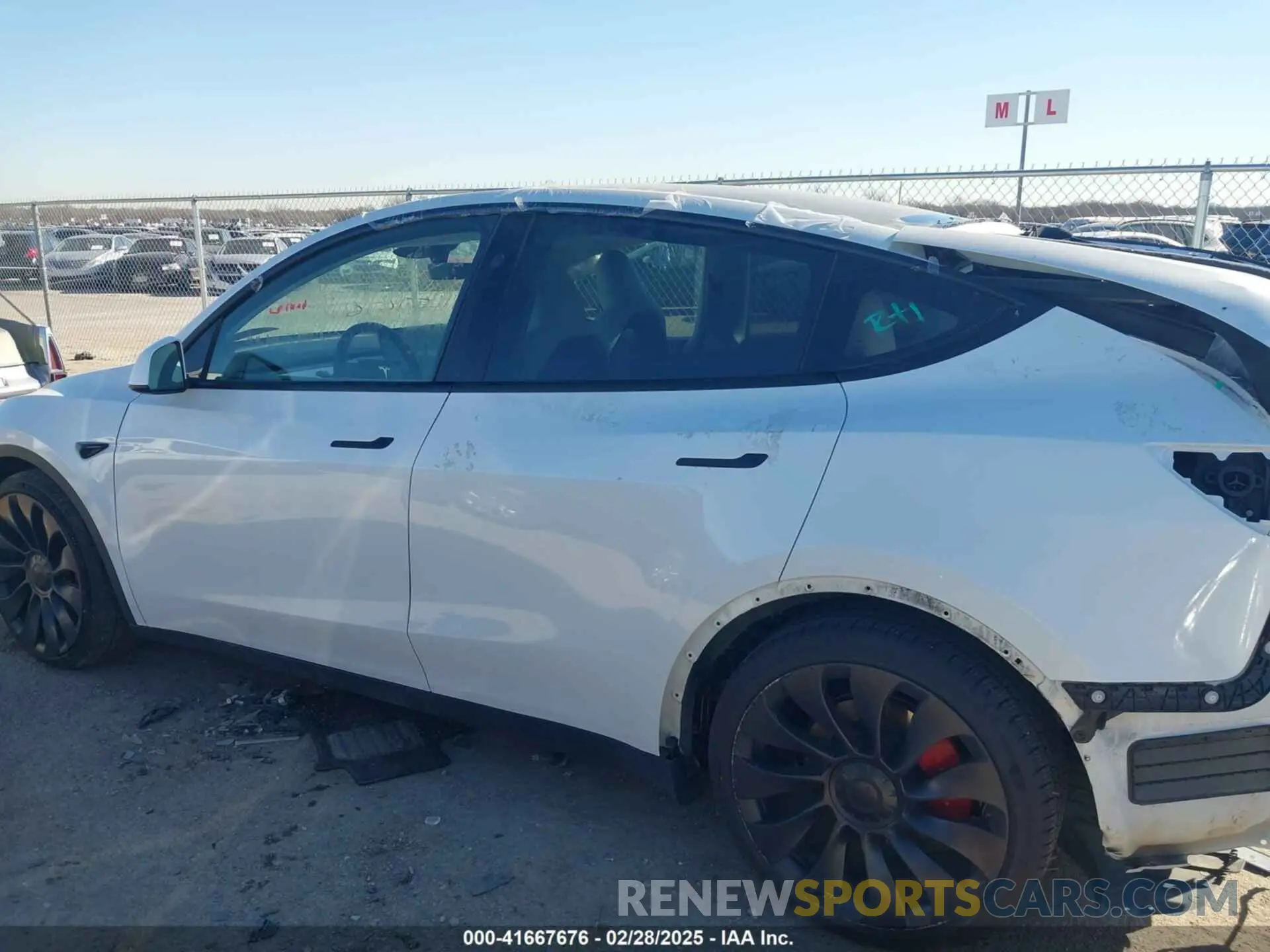 13 Photograph of a damaged car 7SAYGDEF1PF864976 TESLA MODEL Y 2023
