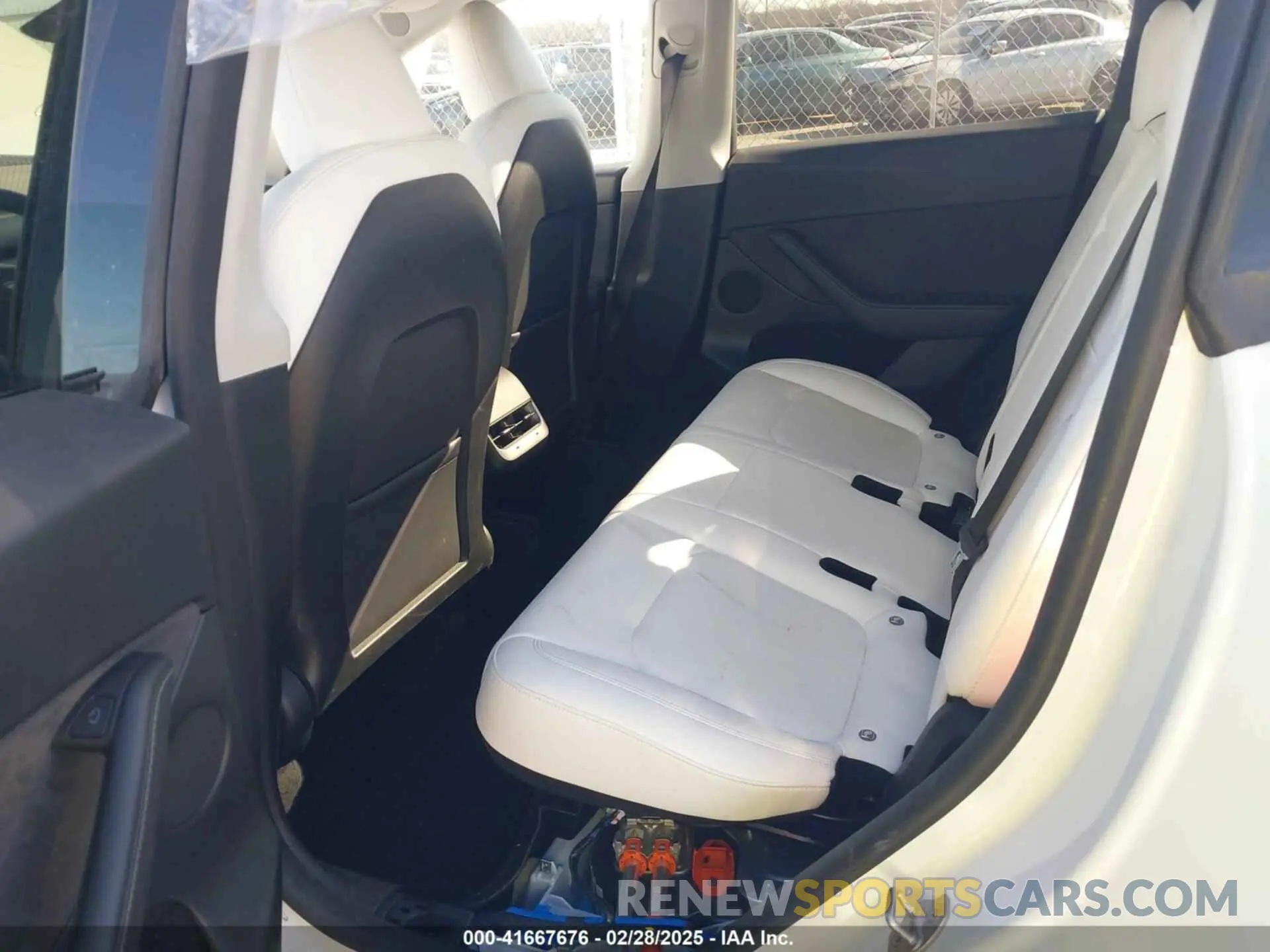 8 Photograph of a damaged car 7SAYGDEF1PF864976 TESLA MODEL Y 2023