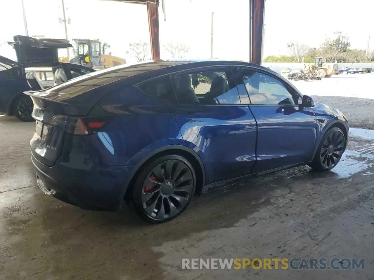 3 Photograph of a damaged car 7SAYGDEF1PF865688 TESLA MODEL Y 2023