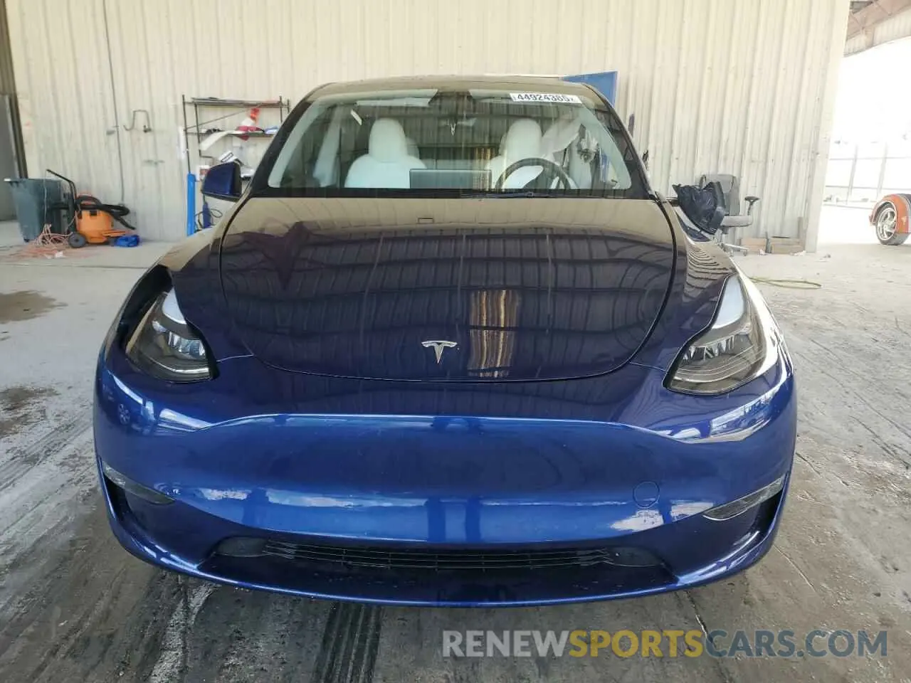 5 Photograph of a damaged car 7SAYGDEF1PF865688 TESLA MODEL Y 2023
