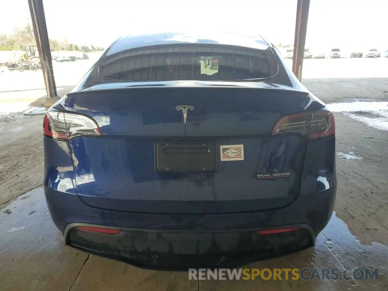6 Photograph of a damaged car 7SAYGDEF1PF865688 TESLA MODEL Y 2023