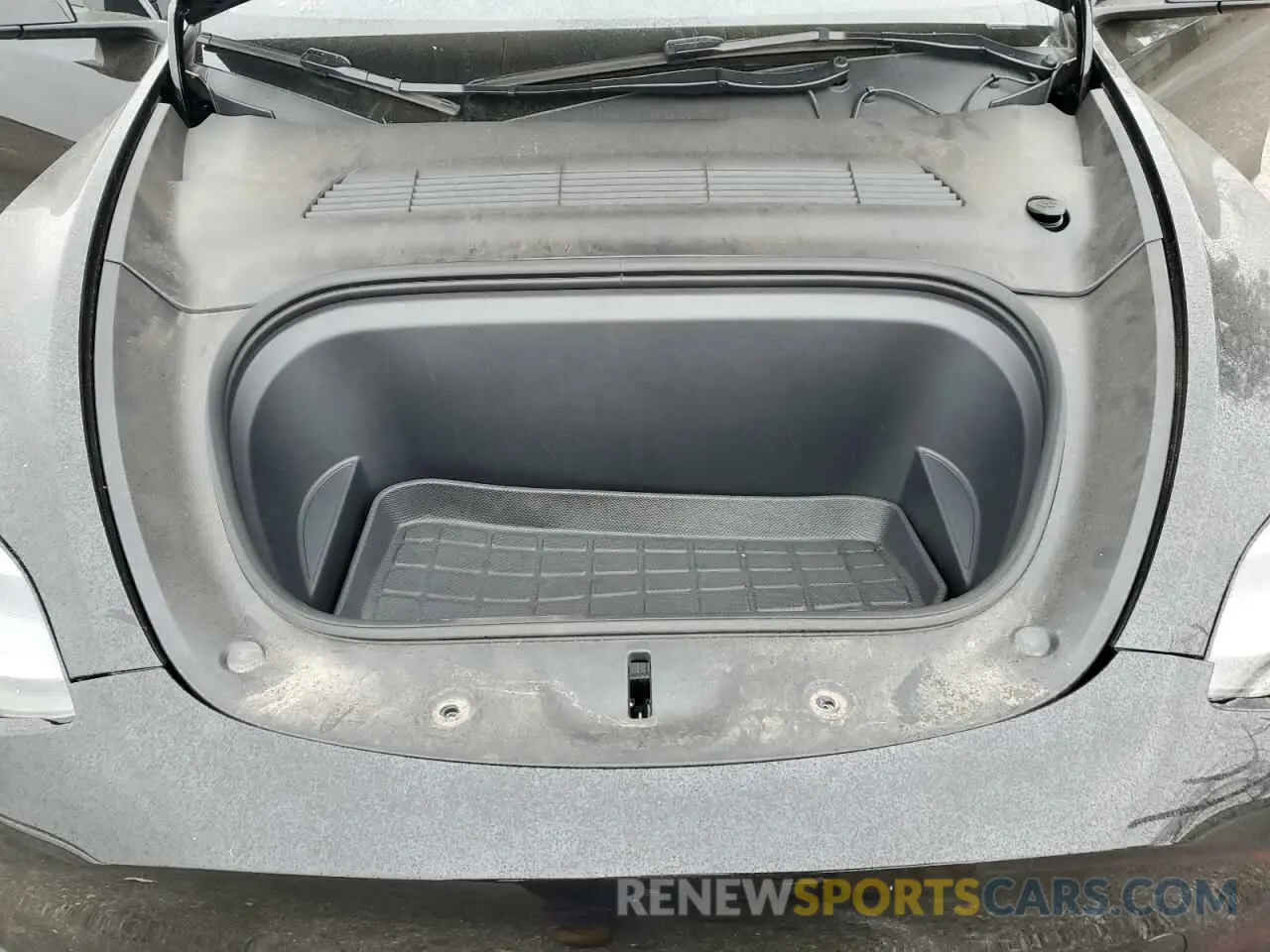 14 Photograph of a damaged car 7SAYGDEF1PF905820 TESLA MODEL Y 2023