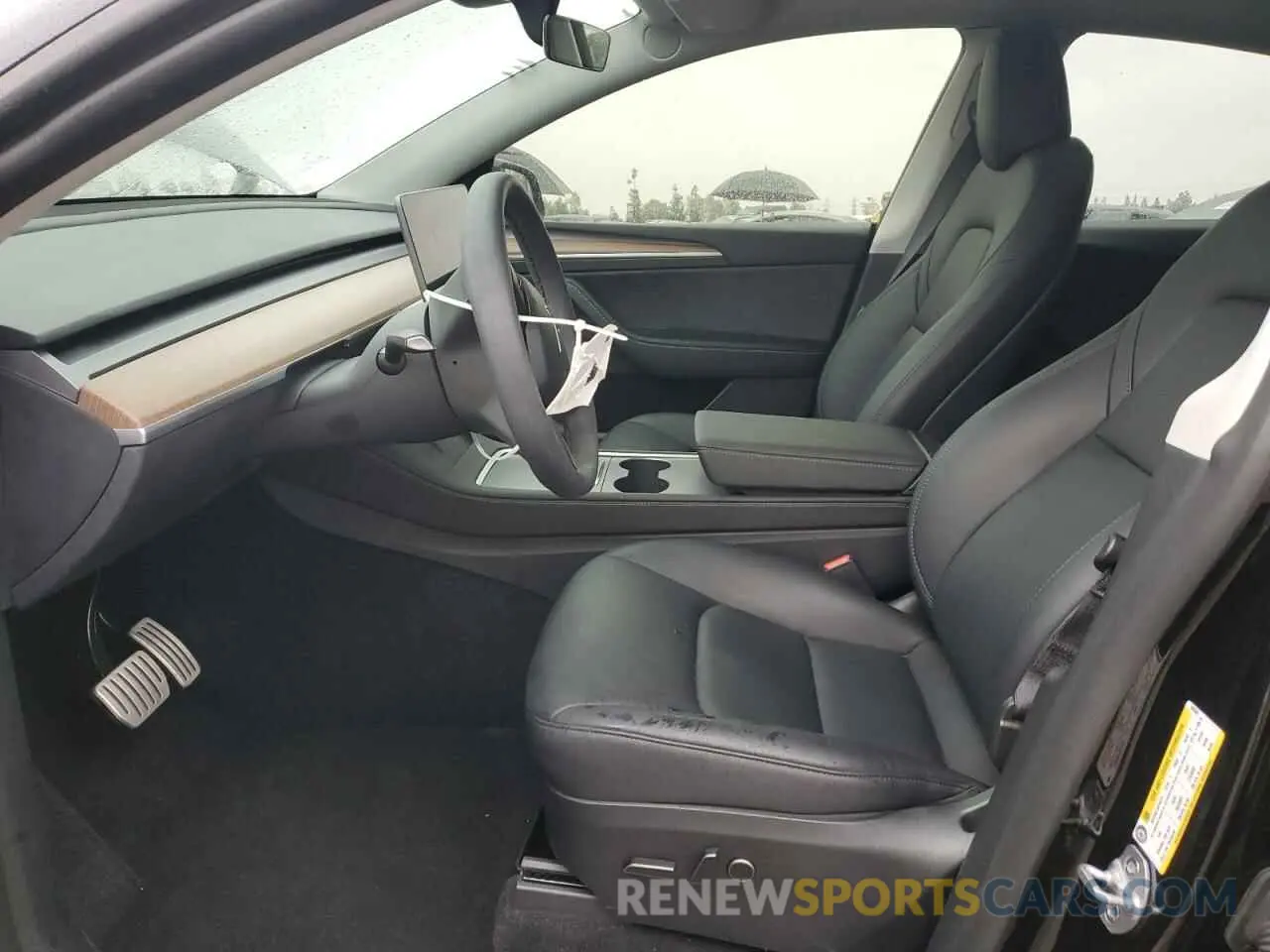 7 Photograph of a damaged car 7SAYGDEF1PF905820 TESLA MODEL Y 2023