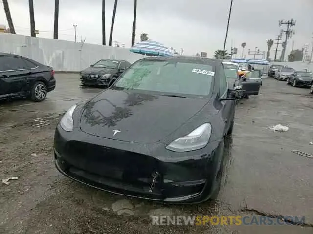 11 Photograph of a damaged car 7SAYGDEF1PF924254 TESLA MODEL Y 2023