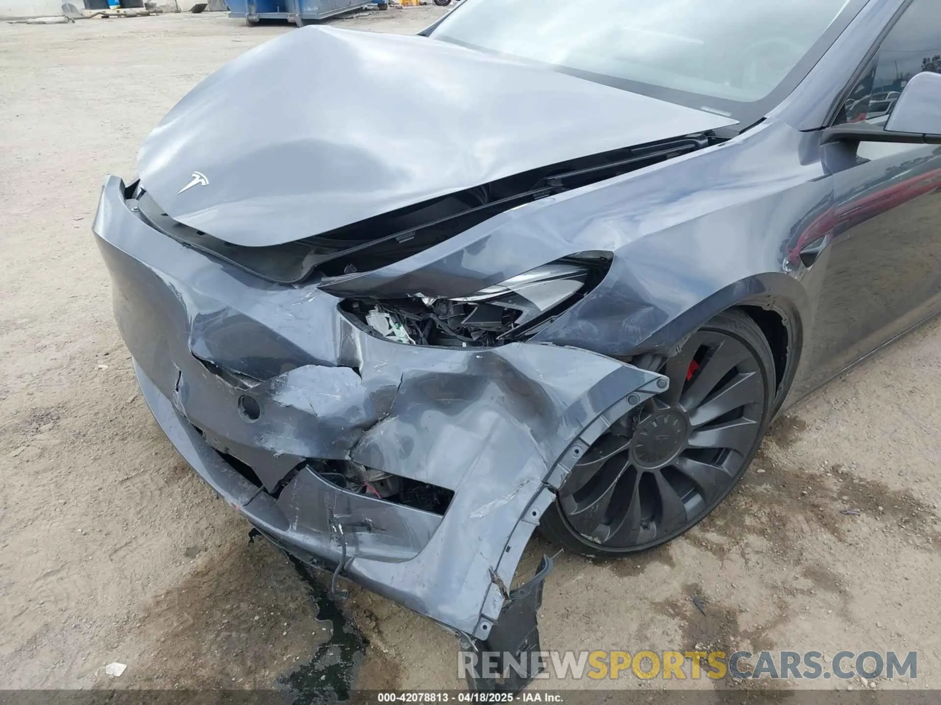 6 Photograph of a damaged car 7SAYGDEF1PF925274 TESLA MODEL Y 2023
