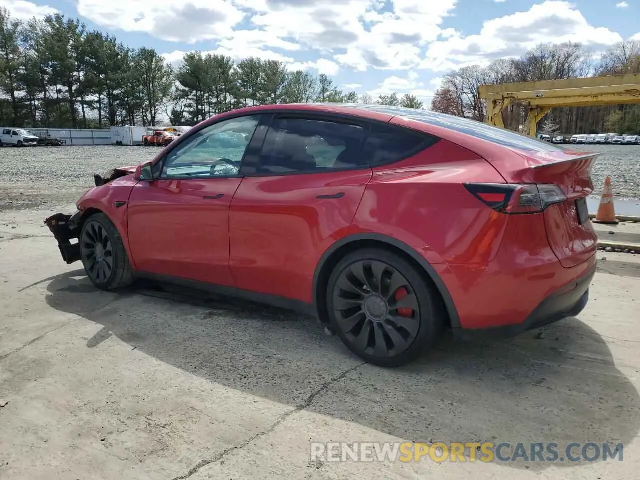 2 Photograph of a damaged car 7SAYGDEF2PF591238 TESLA MODEL Y 2023