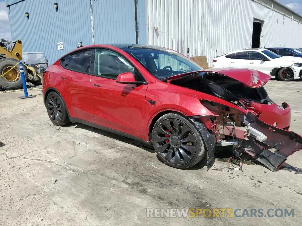 4 Photograph of a damaged car 7SAYGDEF2PF591238 TESLA MODEL Y 2023