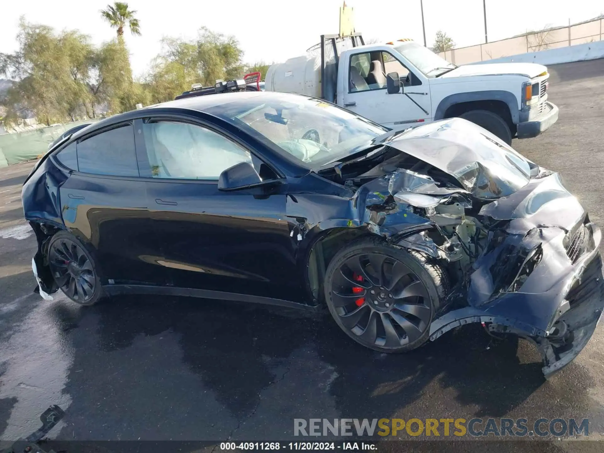 12 Photograph of a damaged car 7SAYGDEF2PF737721 TESLA MODEL Y 2023
