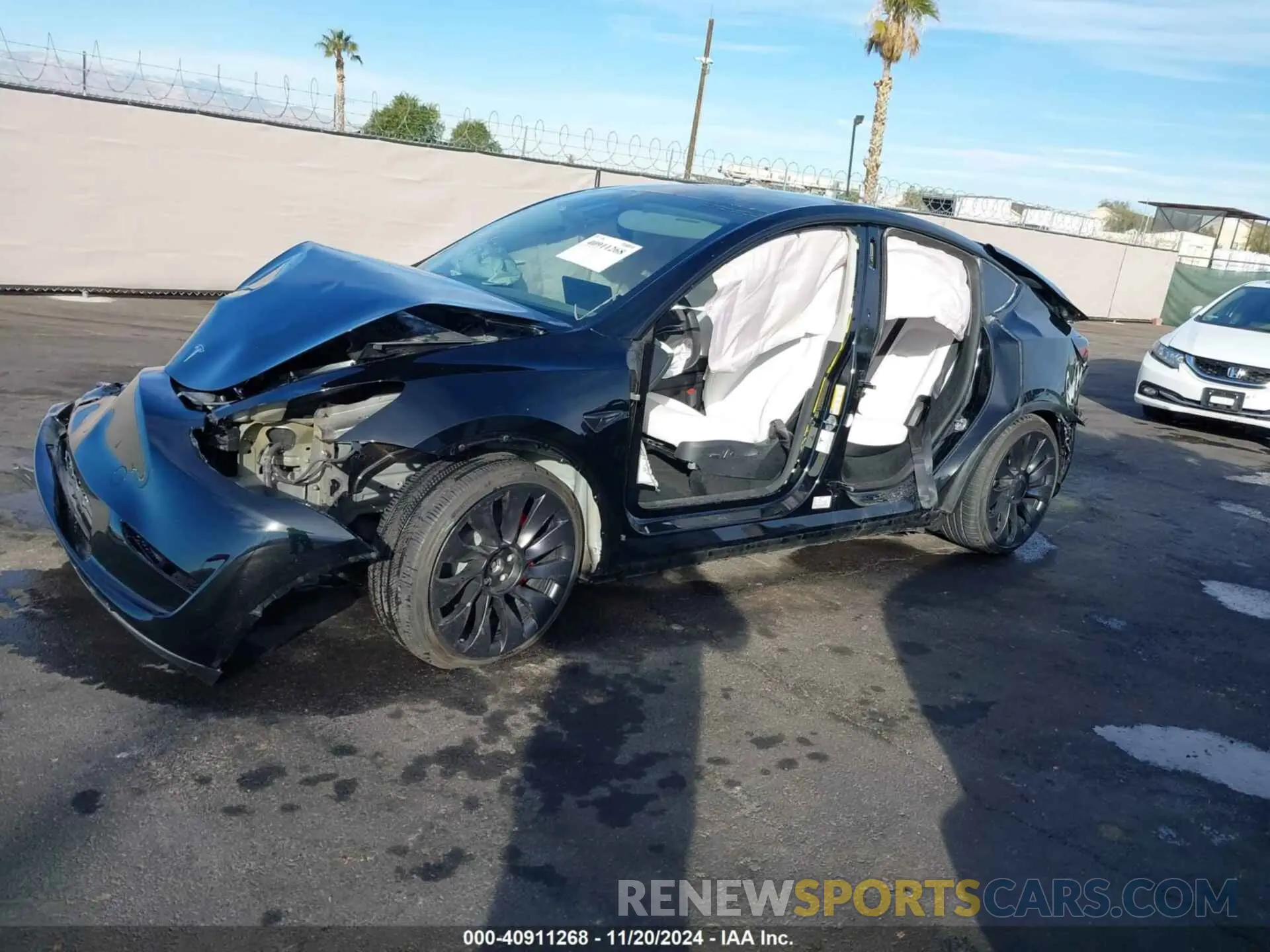 13 Photograph of a damaged car 7SAYGDEF2PF737721 TESLA MODEL Y 2023