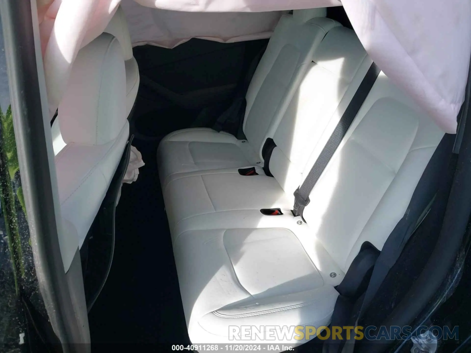 8 Photograph of a damaged car 7SAYGDEF2PF737721 TESLA MODEL Y 2023