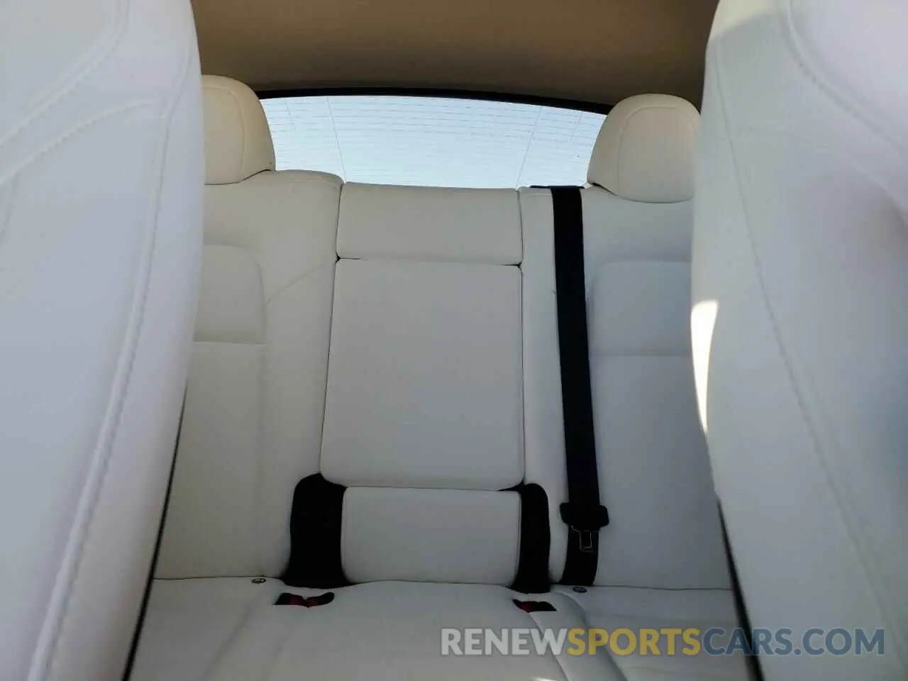 10 Photograph of a damaged car 7SAYGDEF2PF765941 TESLA MODEL Y 2023
