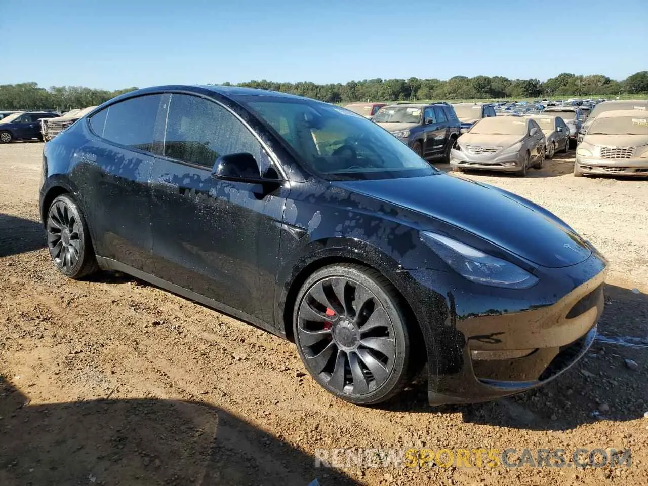 4 Photograph of a damaged car 7SAYGDEF2PF765941 TESLA MODEL Y 2023