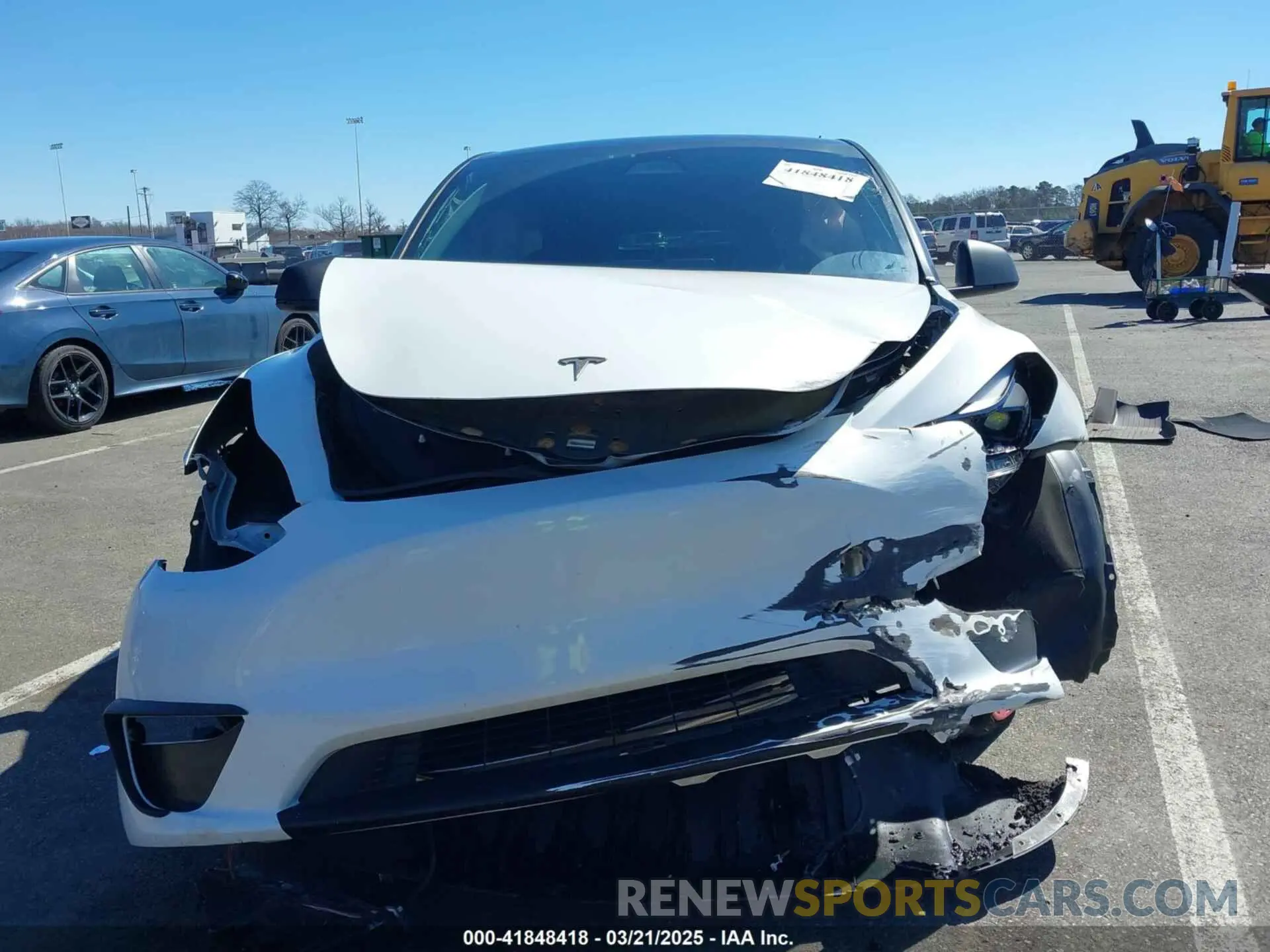 11 Photograph of a damaged car 7SAYGDEF2PF775367 TESLA MODEL Y 2023