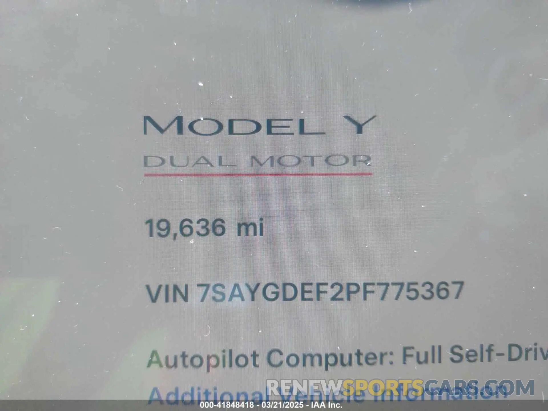 14 Photograph of a damaged car 7SAYGDEF2PF775367 TESLA MODEL Y 2023