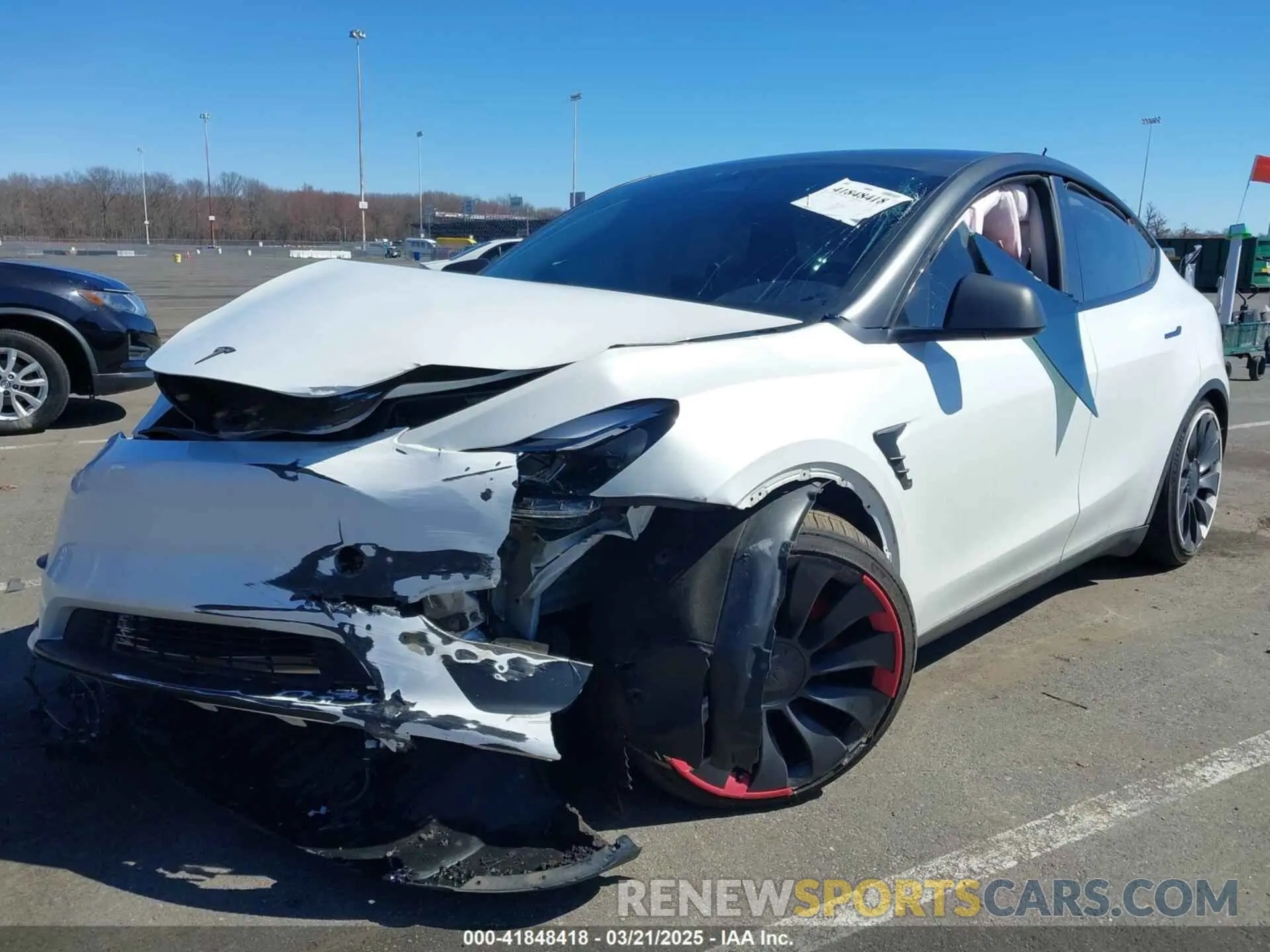 2 Photograph of a damaged car 7SAYGDEF2PF775367 TESLA MODEL Y 2023