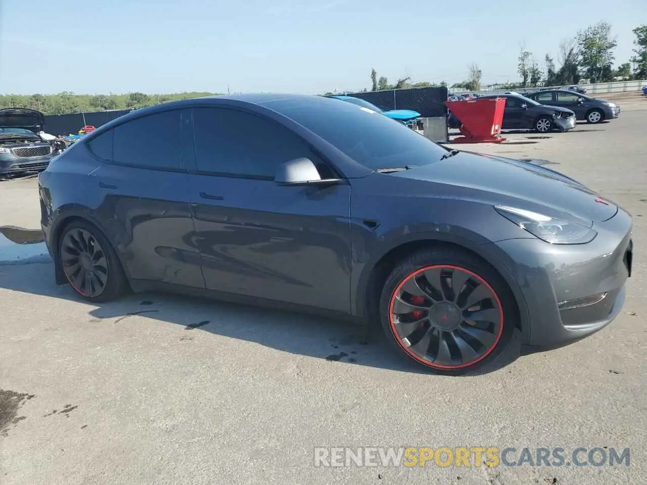 4 Photograph of a damaged car 7SAYGDEF2PF783176 TESLA MODEL Y 2023