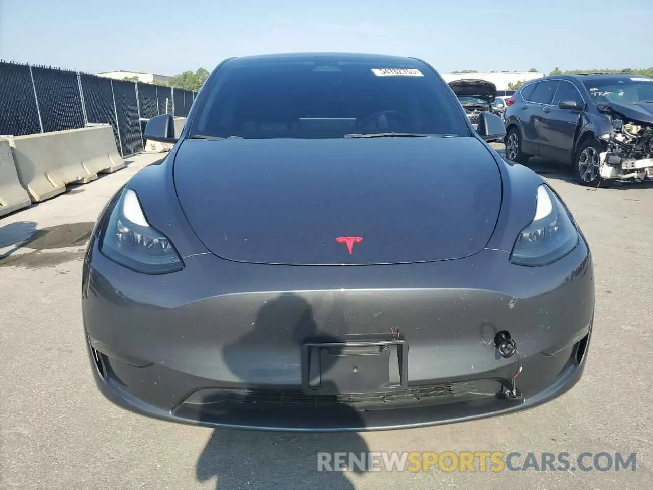 5 Photograph of a damaged car 7SAYGDEF2PF783176 TESLA MODEL Y 2023