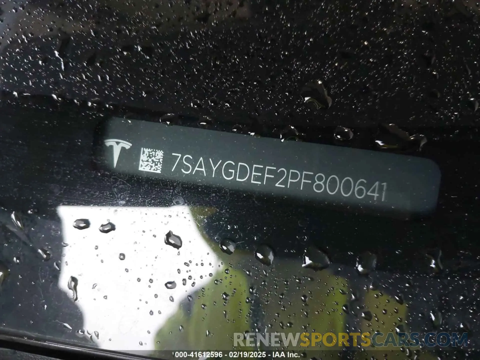 9 Photograph of a damaged car 7SAYGDEF2PF800641 TESLA MODEL Y 2023