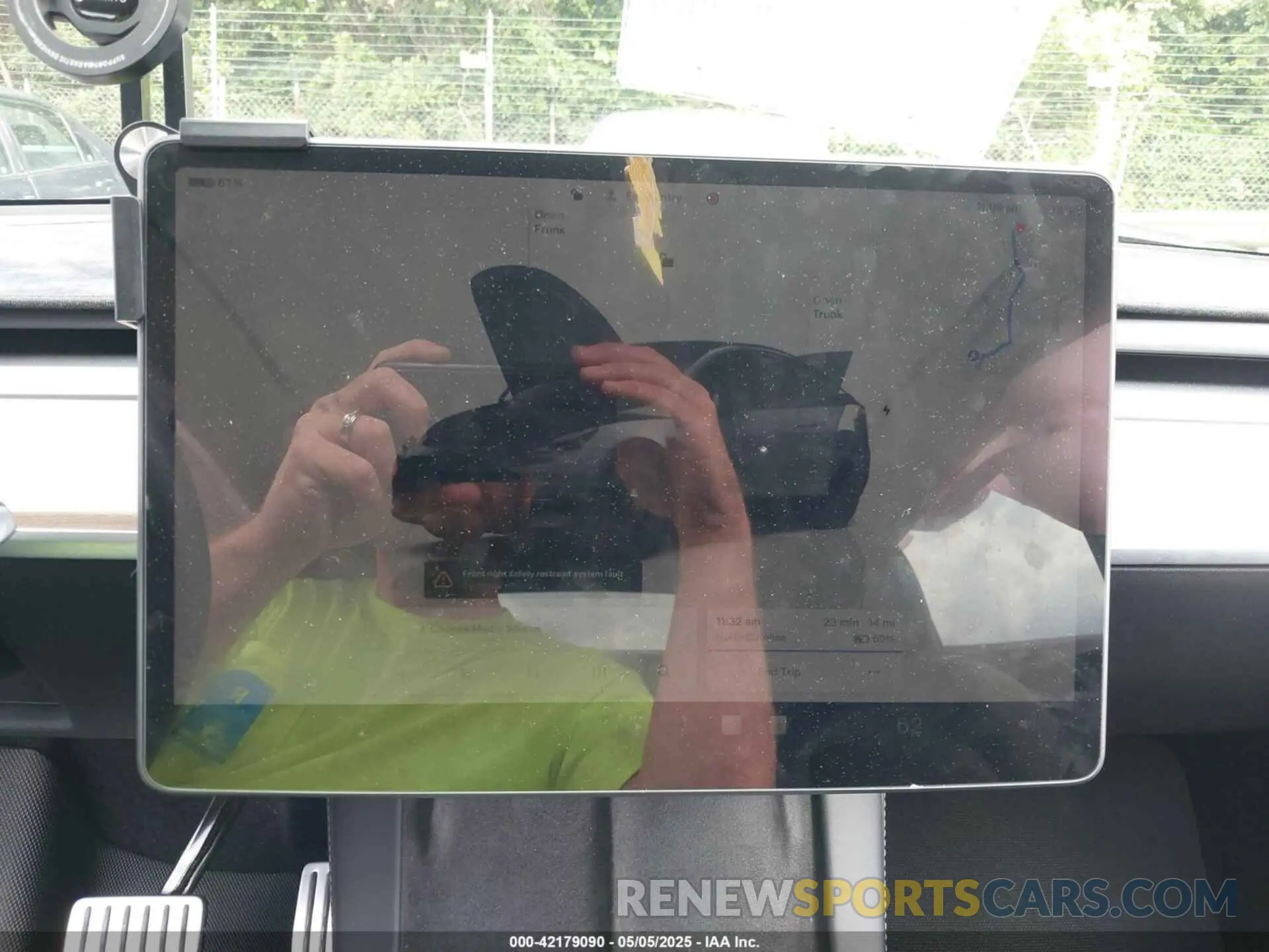 7 Photograph of a damaged car 7SAYGDEF2PF845353 TESLA MODEL Y 2023