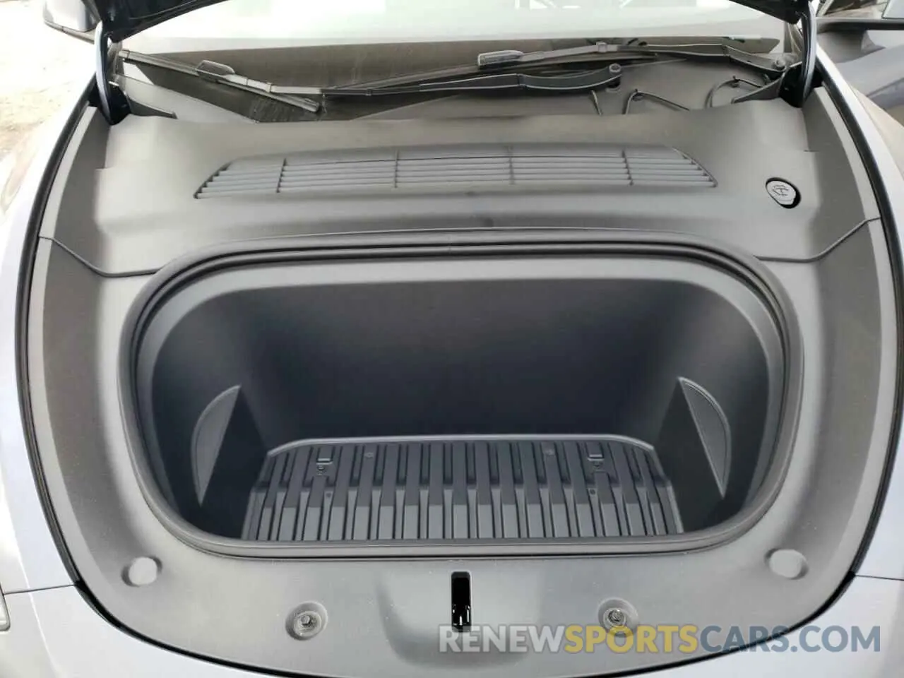 11 Photograph of a damaged car 7SAYGDEF2PF854313 TESLA MODEL Y 2023