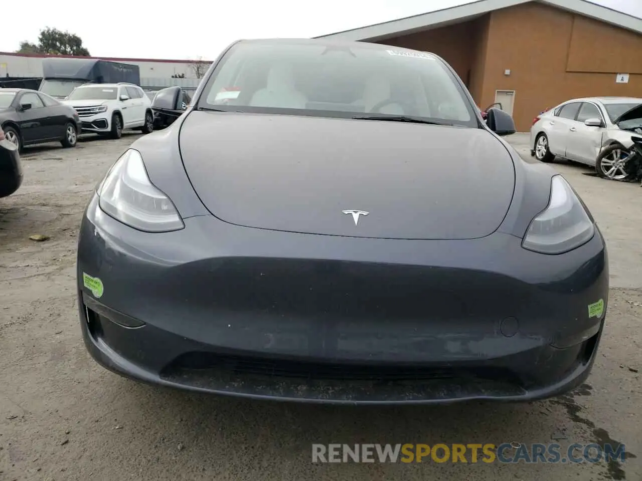 5 Photograph of a damaged car 7SAYGDEF2PF854313 TESLA MODEL Y 2023