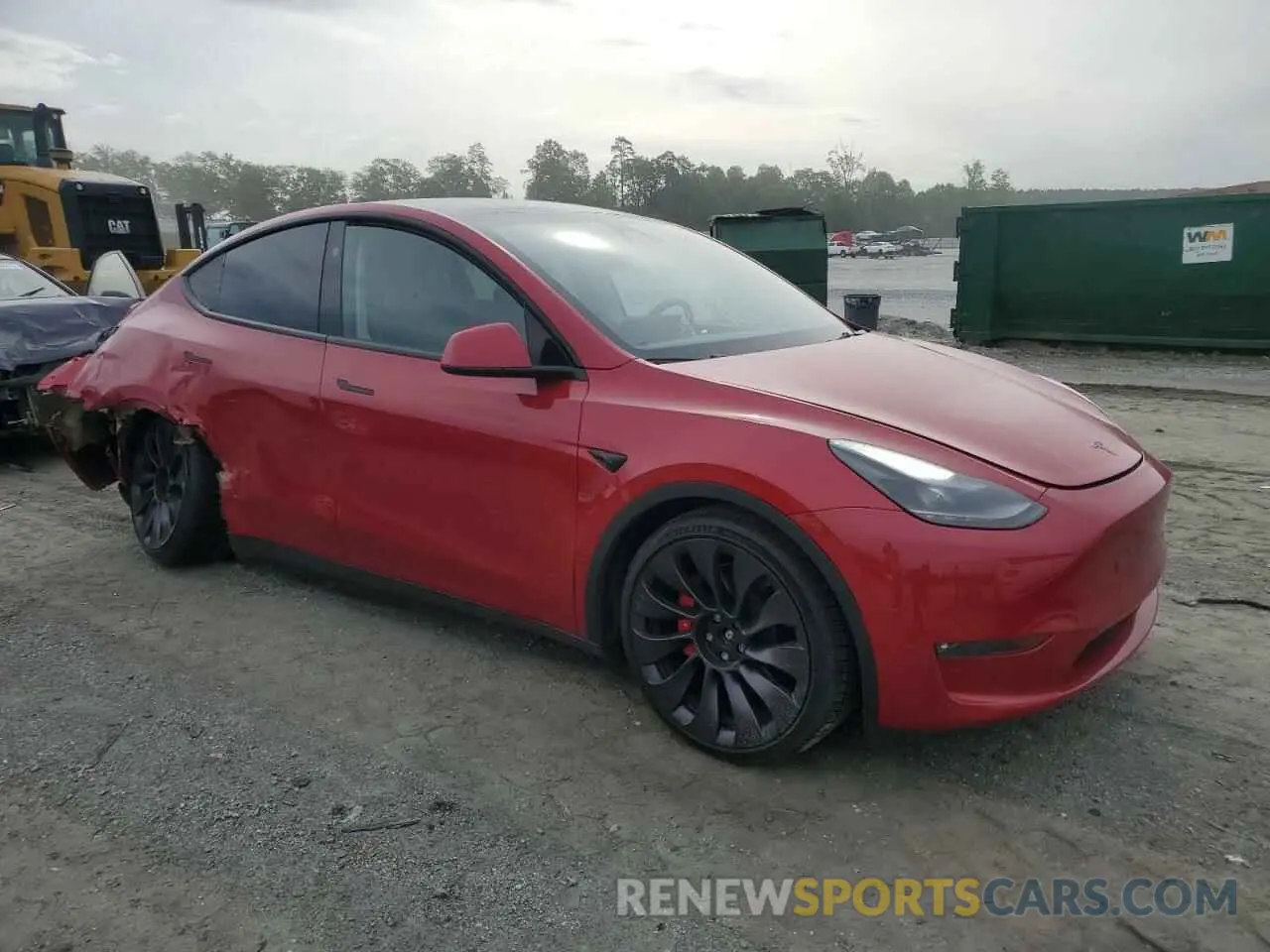 4 Photograph of a damaged car 7SAYGDEF2PF857843 TESLA MODEL Y 2023