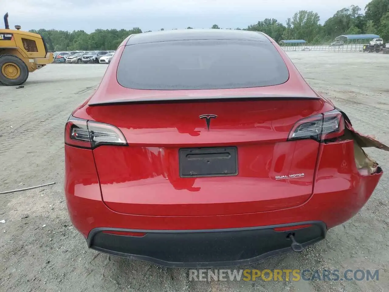 6 Photograph of a damaged car 7SAYGDEF2PF857843 TESLA MODEL Y 2023