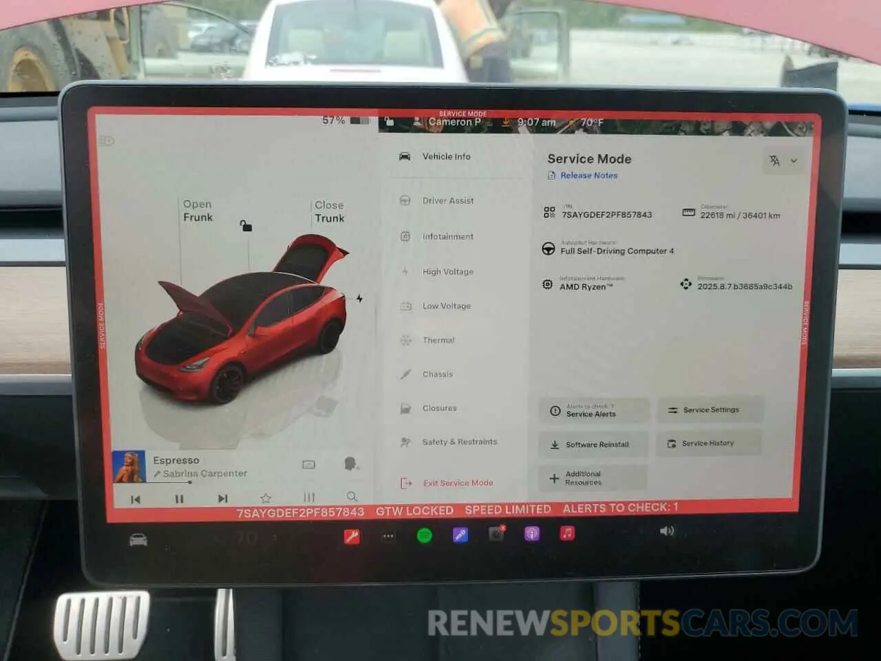 9 Photograph of a damaged car 7SAYGDEF2PF857843 TESLA MODEL Y 2023