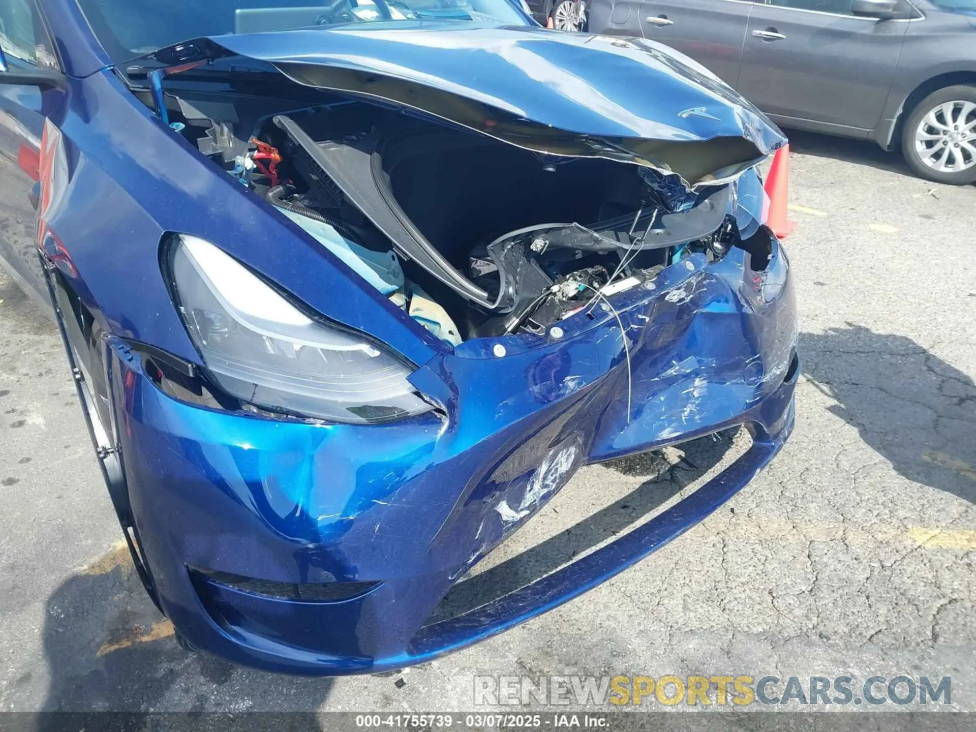 6 Photograph of a damaged car 7SAYGDEF2PF864775 TESLA MODEL Y 2023