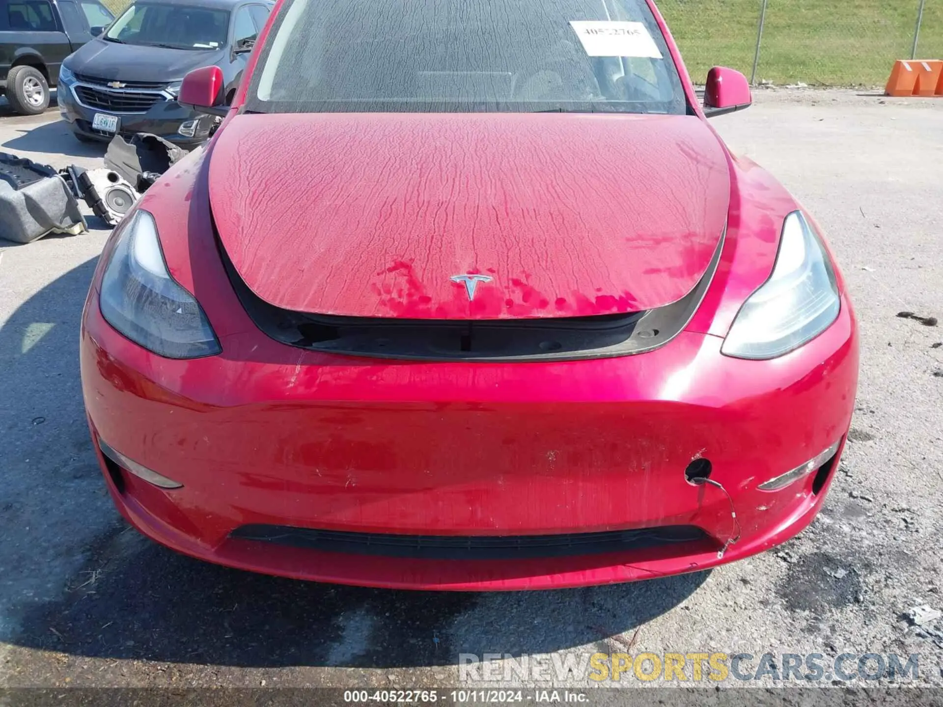 13 Photograph of a damaged car 7SAYGDEF2PF972183 TESLA MODEL Y 2023