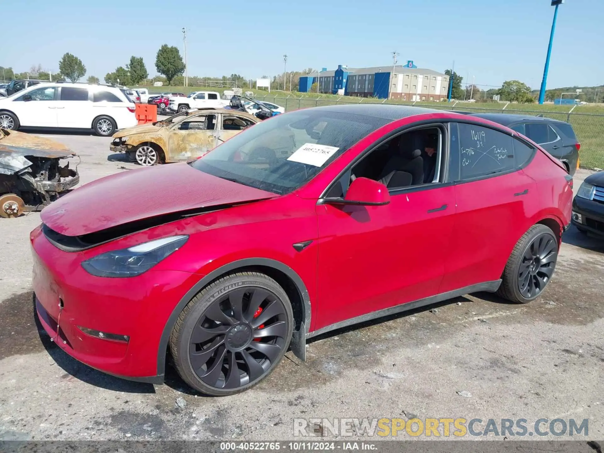 2 Photograph of a damaged car 7SAYGDEF2PF972183 TESLA MODEL Y 2023