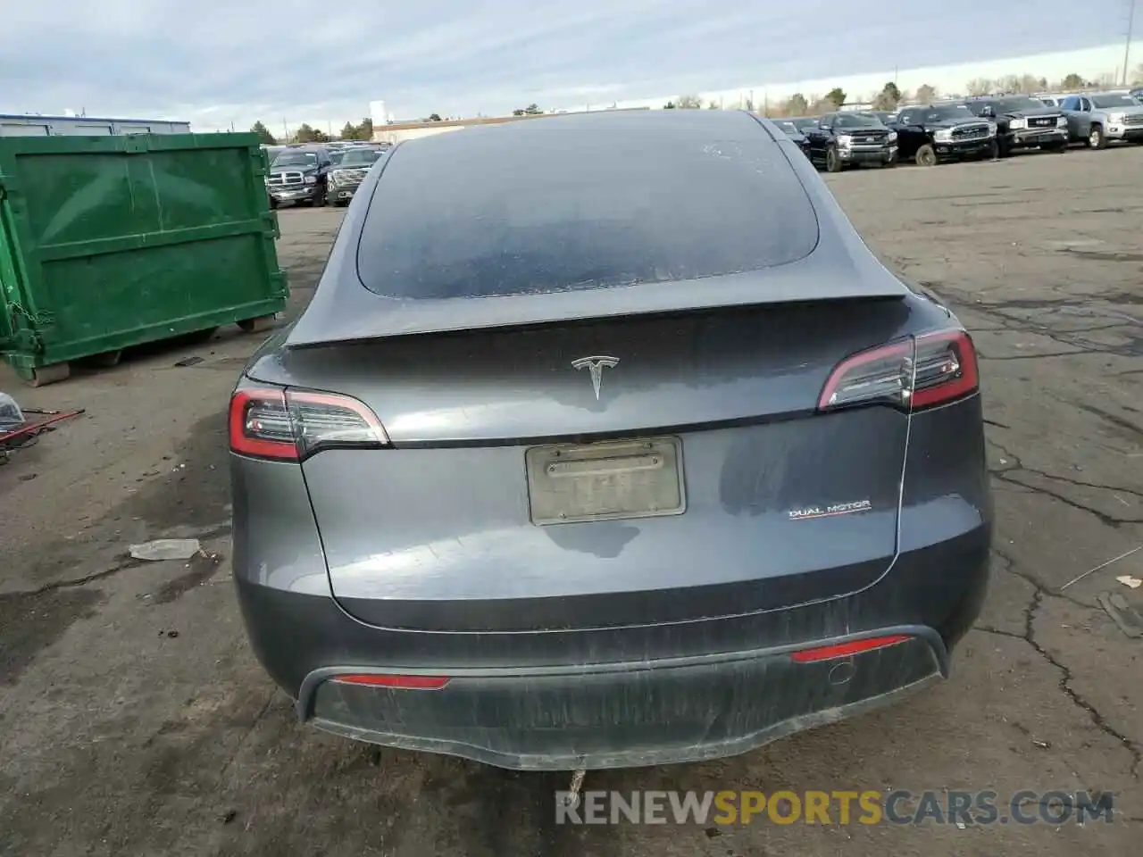 6 Photograph of a damaged car 7SAYGDEF3PF666528 TESLA MODEL Y 2023