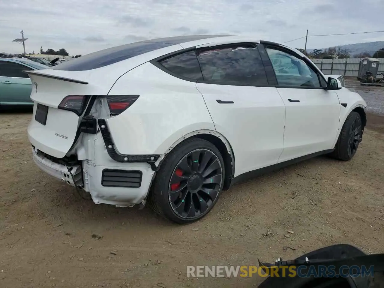 3 Photograph of a damaged car 7SAYGDEF3PF708311 TESLA MODEL Y 2023