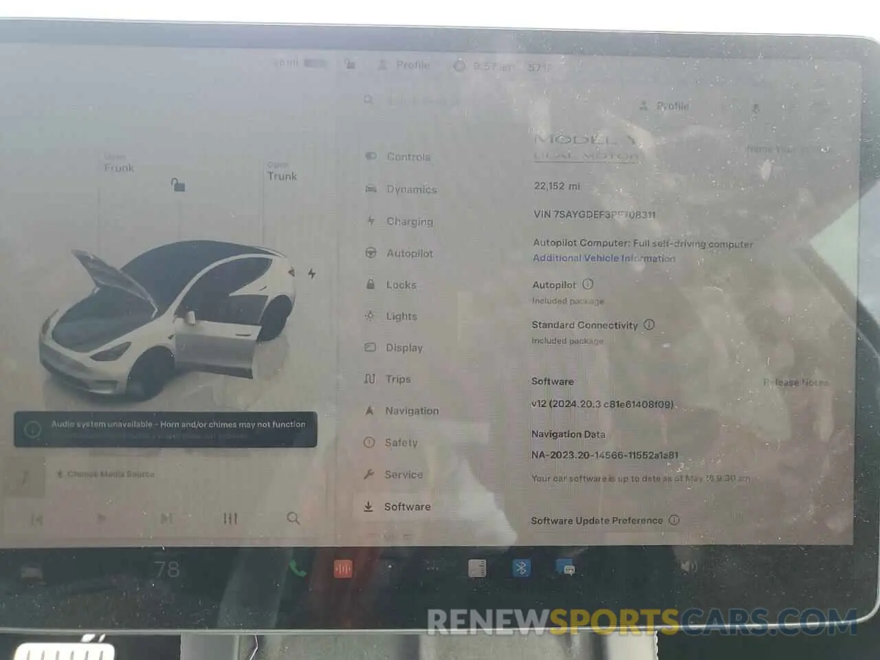 9 Photograph of a damaged car 7SAYGDEF3PF708311 TESLA MODEL Y 2023