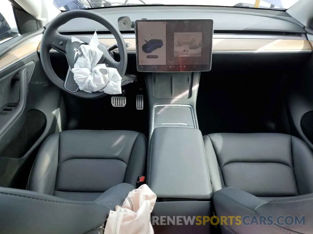 8 Photograph of a damaged car 7SAYGDEF3PF752745 TESLA MODEL Y 2023