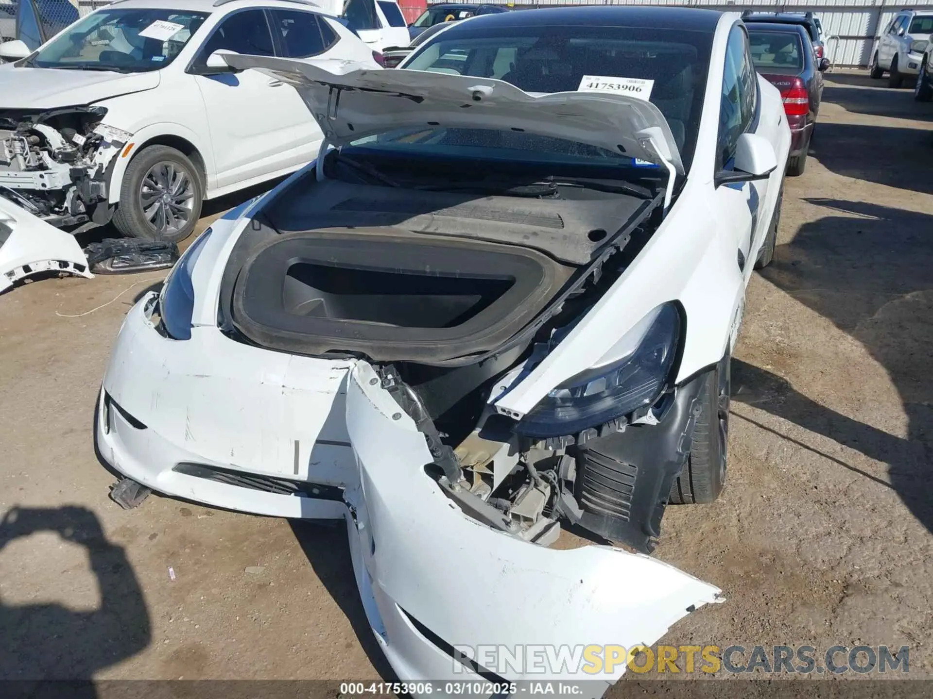 6 Photograph of a damaged car 7SAYGDEF3PF761252 TESLA MODEL Y 2023