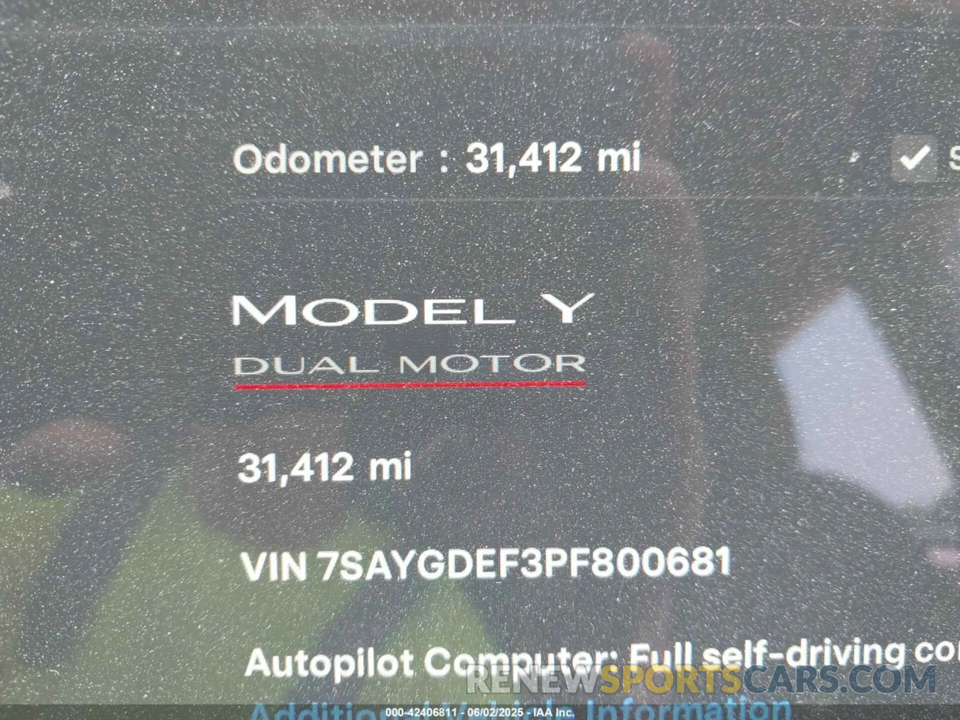 16 Photograph of a damaged car 7SAYGDEF3PF800681 TESLA MODEL Y 2023