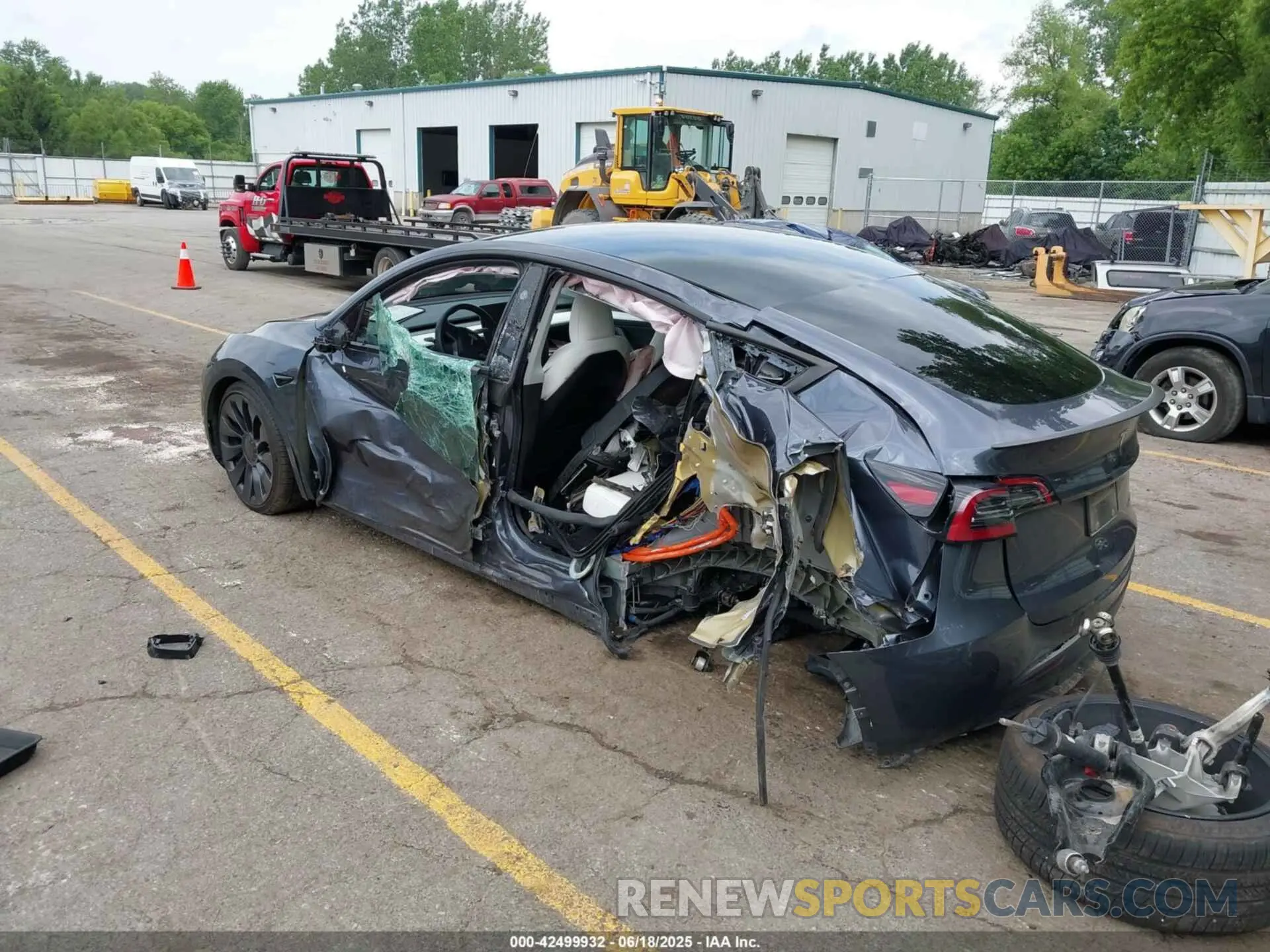 3 Photograph of a damaged car 7SAYGDEF3PF801796 TESLA MODEL Y 2023