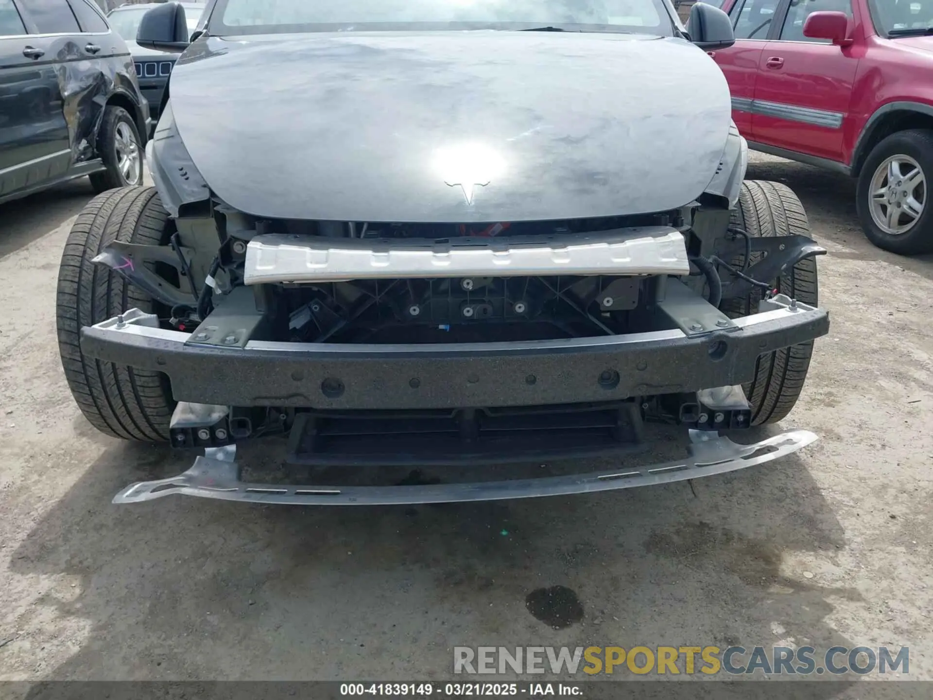 21 Photograph of a damaged car 7SAYGDEF3PF834863 TESLA MODEL Y 2023