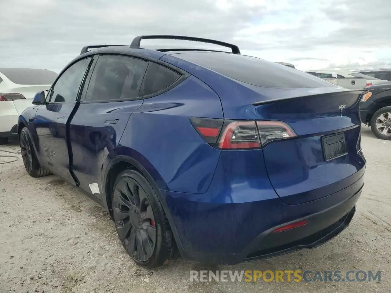 2 Photograph of a damaged car 7SAYGDEF3PF904751 TESLA MODEL Y 2023