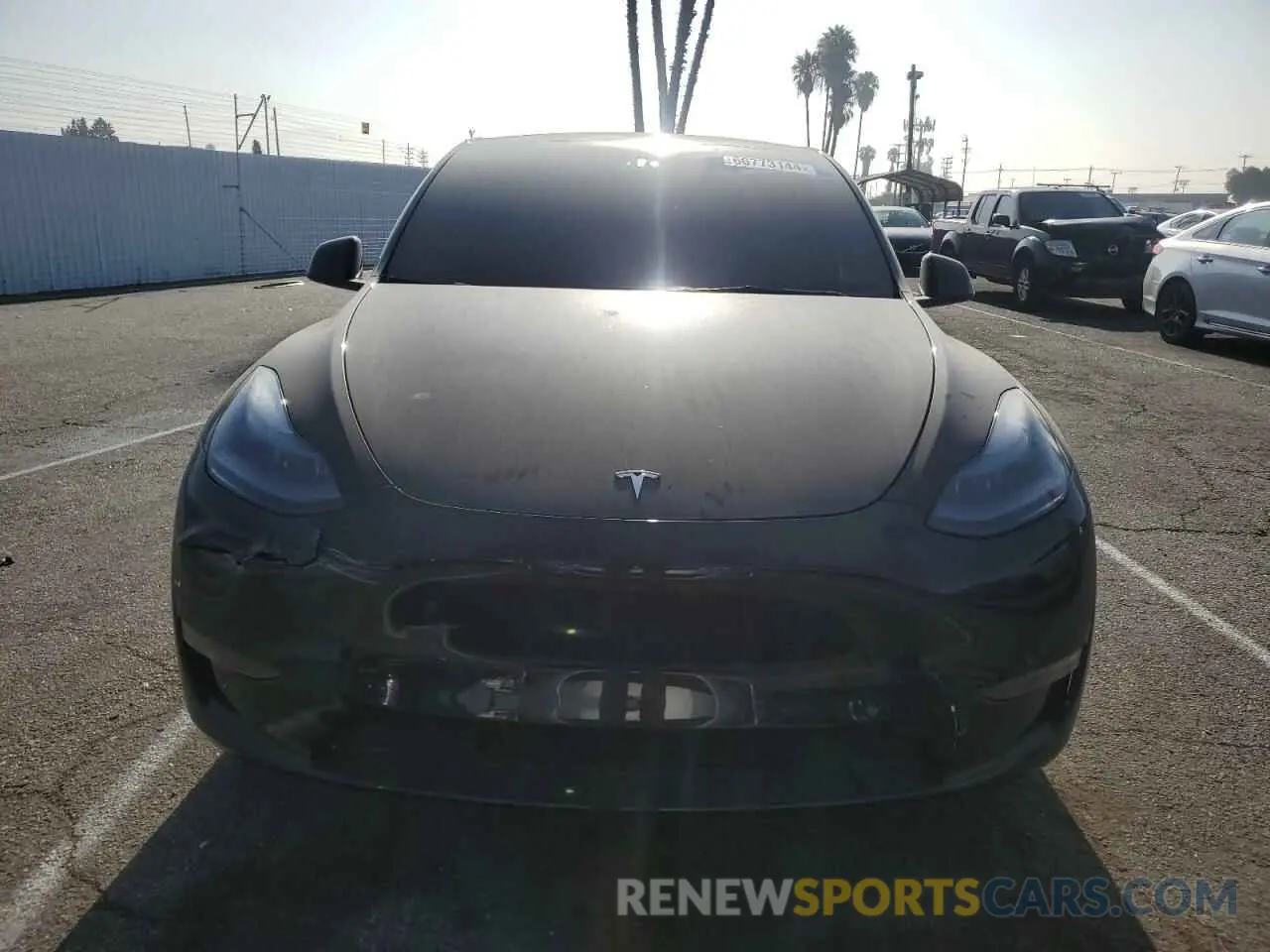 5 Photograph of a damaged car 7SAYGDEF3PF925454 TESLA MODEL Y 2023