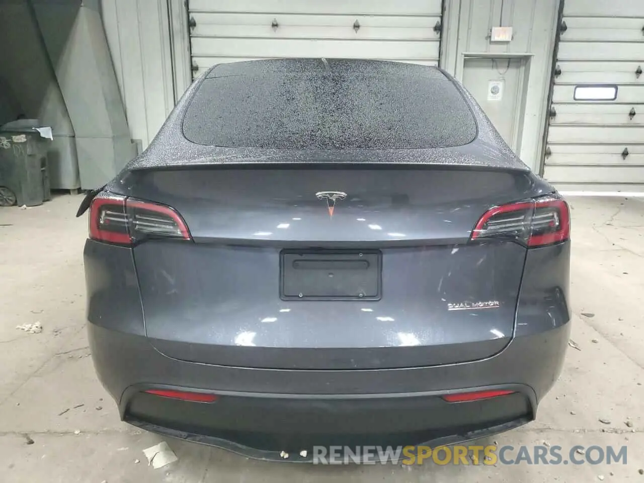 6 Photograph of a damaged car 7SAYGDEF3PF965727 TESLA MODEL Y 2023