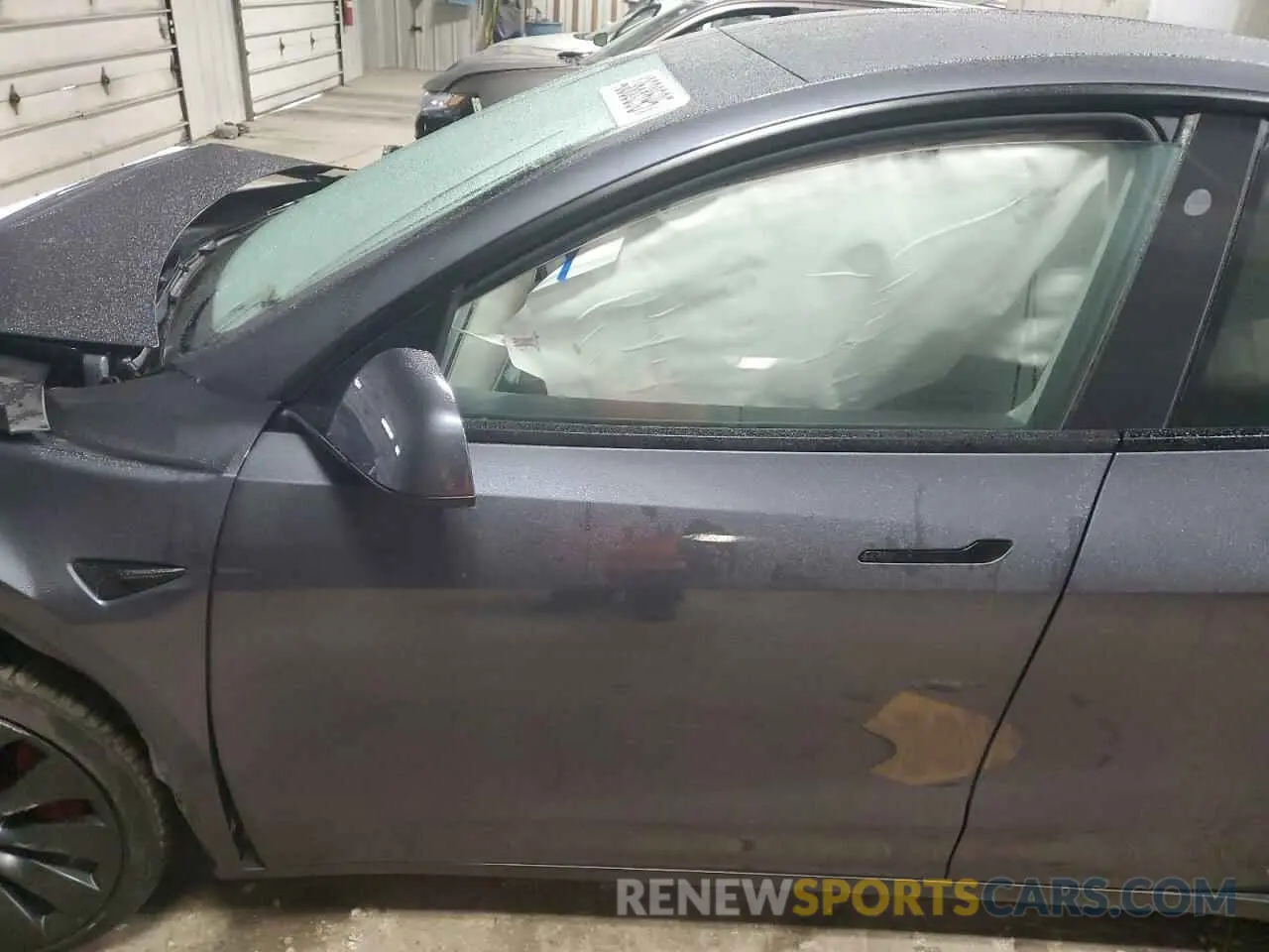 7 Photograph of a damaged car 7SAYGDEF3PF965727 TESLA MODEL Y 2023