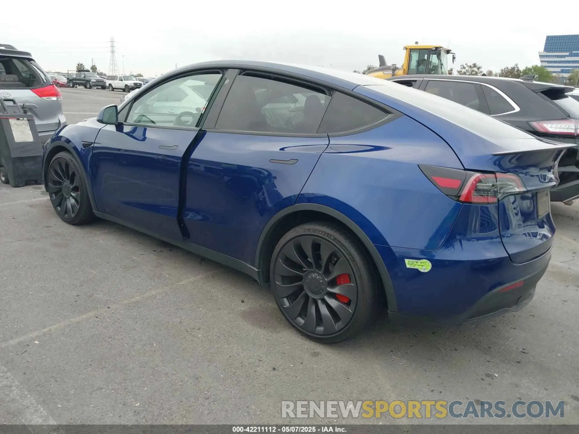 3 Photograph of a damaged car 7SAYGDEF4PF709015 TESLA MODEL Y 2023