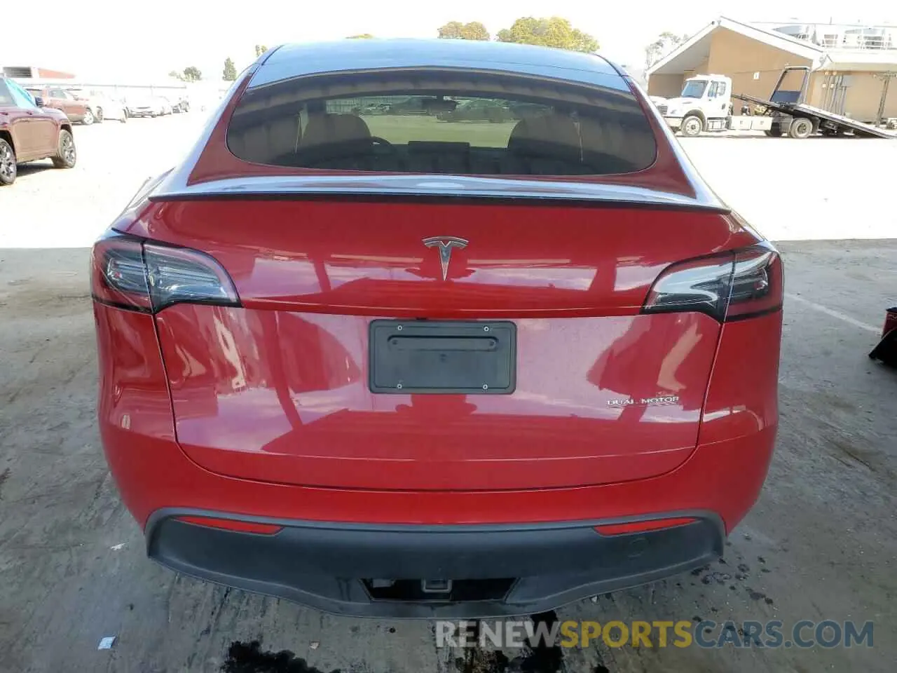 6 Photograph of a damaged car 7SAYGDEF4PF738417 TESLA MODEL Y 2023